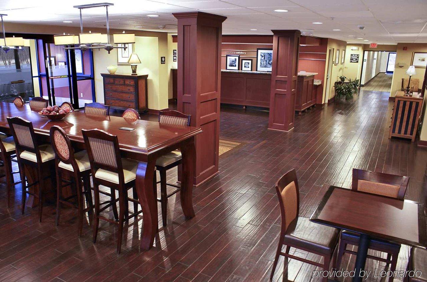 Hampton Hotel 3*