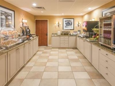 Hotel Hampton